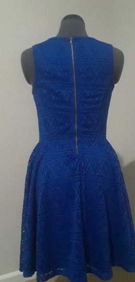 Express Blue Lace Dress - Picture 5 of 6